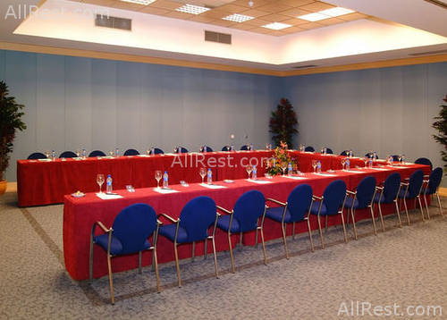 Tryp Port Cambrils 13